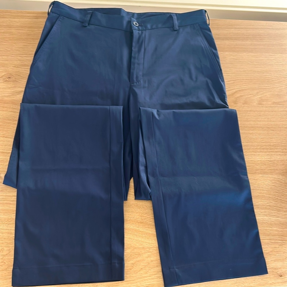 NikeGolf dri fit pants 32 34